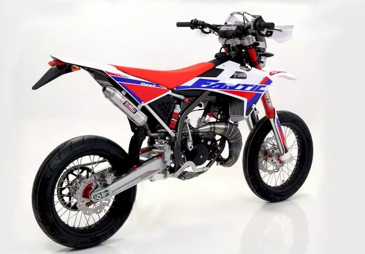 Giannelli Enduro 2T Pakoputki (Huom Ei E-hyv.), Fantic 50 17- - Duell mopojen varaosat ja tarvikkeet - 114630 - 1