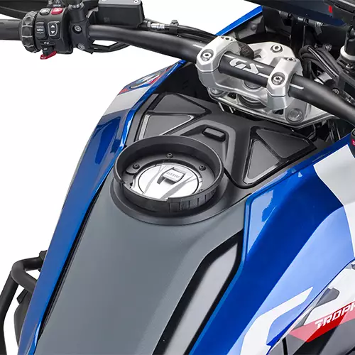 Givi Flange Bmw R1300Gs (2024) - Duell MP varaosat ja tarvikkeet - 102400 - 1