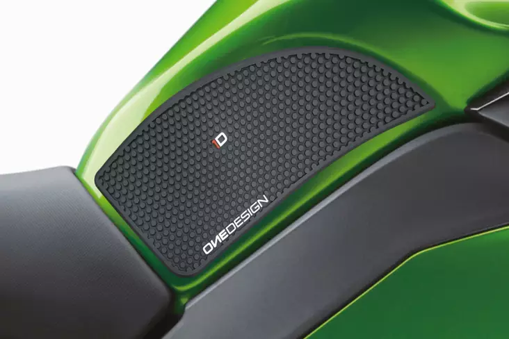 Puig Lateral Tank Pads Kawasaki C/Black - Duell MP varaosat ja tarvikkeet - 99550 - 1