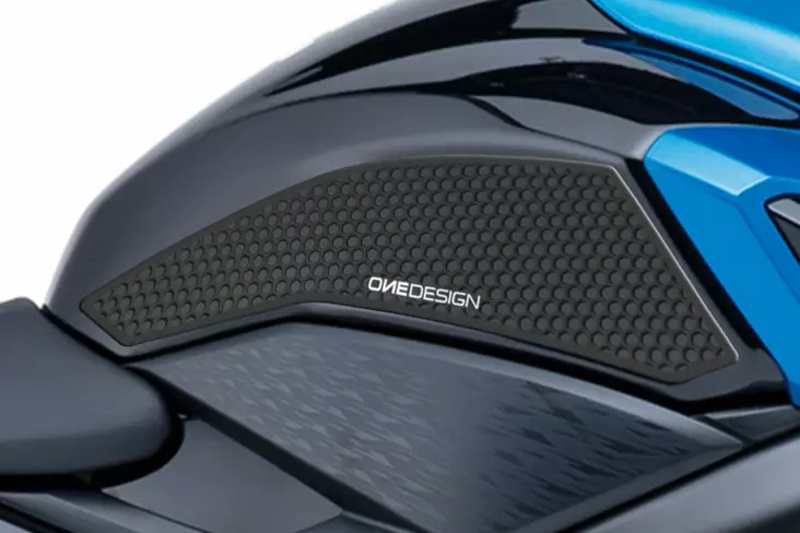 Puig Lateral Tank Pads Suzuki C/Black - Duell MP varaosat ja tarvikkeet - 99590 - 1