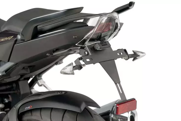 Puig License Support Bmw R 1200R/Rs 15-18' C/Black - Duell MP varaosat ja tarvikkeet - 90940 - 1
