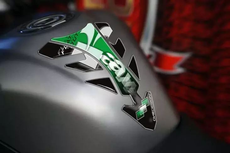 Puig Tank Pad Future Kawasaki C/Green - Duell MP varaosat ja tarvikkeet - 92270 - 1