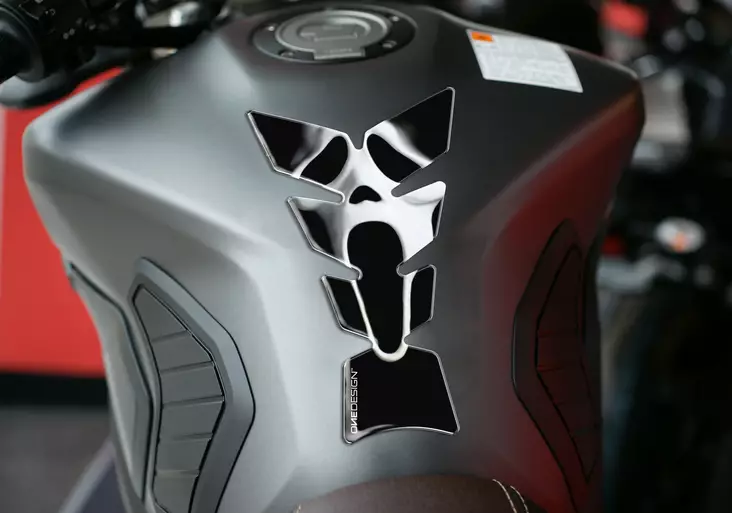 Puig Tank Pad Mod. Scream C/Black - Duell MP varaosat ja tarvikkeet - 90500 - 1