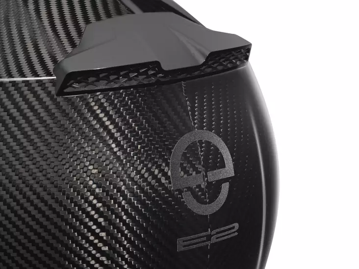 Schuberth Kypärä E2 Carbon musta, 61 XL - Duell ajovarusteet - 65970 - 1
