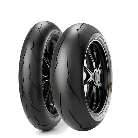Pirelli Diablo Supercorsa SP V3 200/55 ZR 17 M/C (78W) TL Re. (E - CBR1000R SP) - Duell renkaat - 64770 - 1