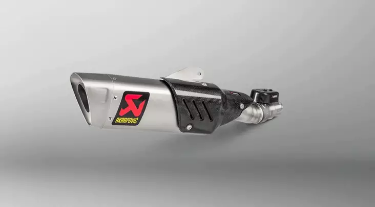 Akrapovic Slip-On Line (Titaani) YZF-R6 2017- - Duell MP varaosat ja tarvikkeet - 67601 - 1