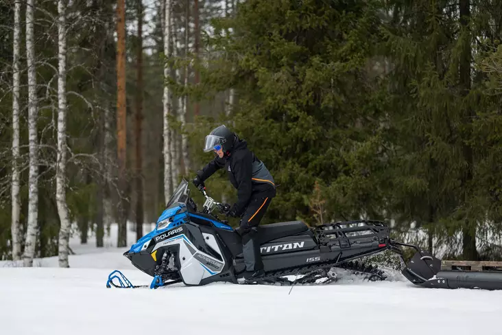 AMOQ Vernal V2 Takki Musta/Oranssi, S - Duell ajovarusteet - 52951 - 1