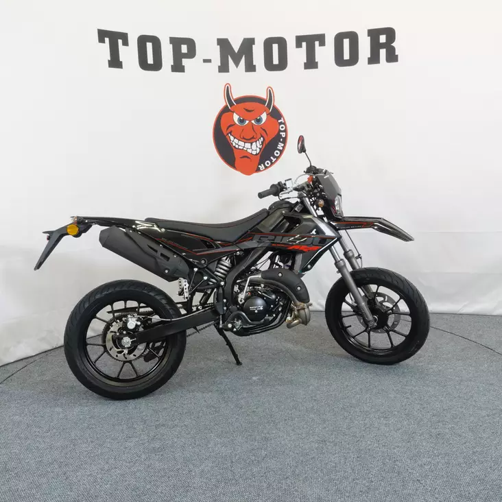 Rieju MRT 50 SM Black Edition - Rieju mopot - 831 - 1