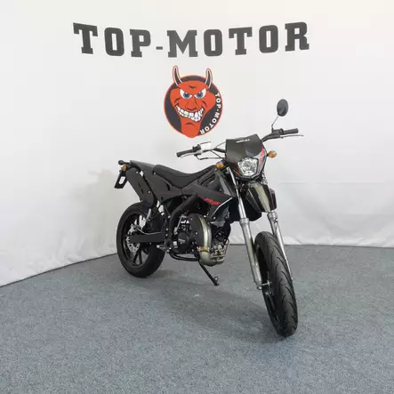 Rieju MRT 50 SM Black Edition - Rieju mopot - 831 - 2