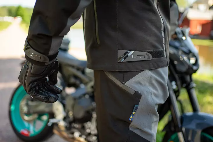 Lindstrands Tekstiilihousu Lofsdalen Pants Musta/teräksen harmaa, 60 - Duell ajovarusteet - 29382 - 1