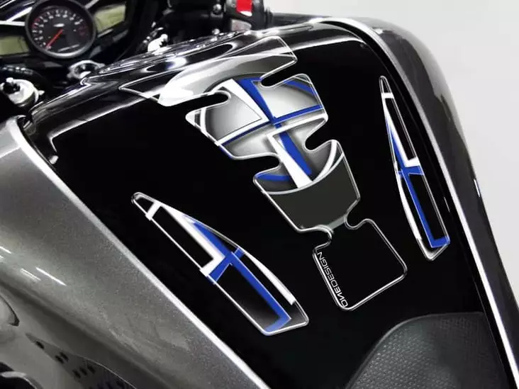 Puig Tank Pad Wings Bmw C/Black-Blue - Duell MP varaosat ja tarvikkeet - 93922 - 1