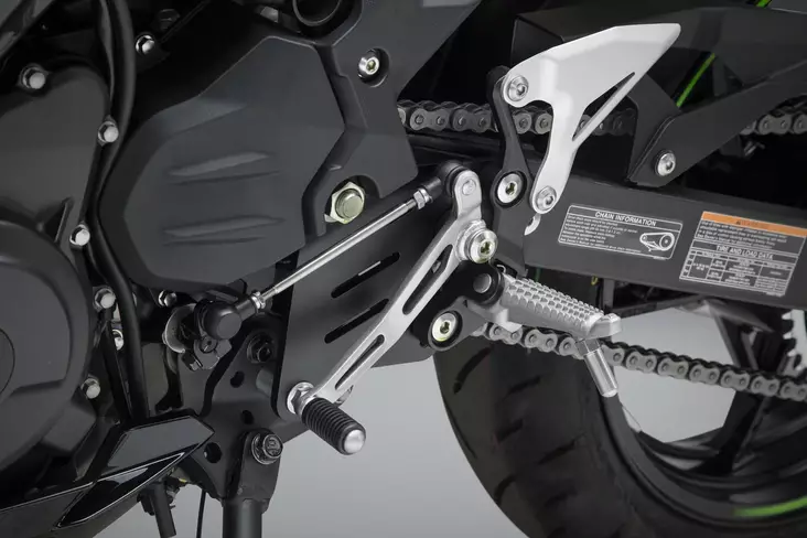 Yoshimura Kawasaki Ninja 400 18-19 / Z400 2019 Rearset Offset Brackets - Duell MP varaosat ja tarvikkeet - 112662 - 1