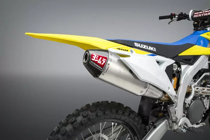 Yoshimura Slip-On Suzuki Rm-Z450 2018-19 Signature Rs-4 So Ss-Al-Cf - Duell MP varaosat ja tarvikkeet - 114102 - 1