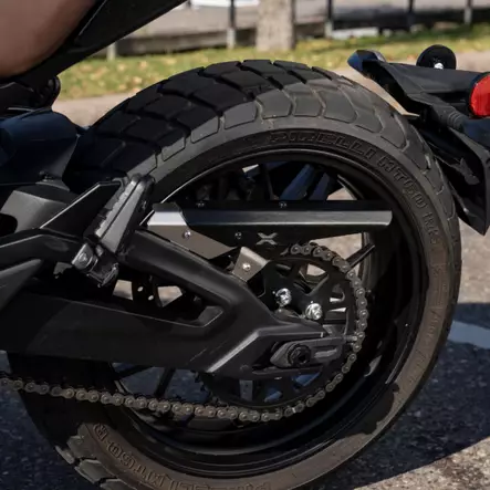 CFMOTO Ketjunsuoja 700CL-X - Moottoripyörän ketjun ohjaimet ja suojat - 141392 - 2