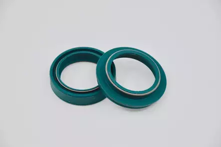 SKF Oil & Dust Seal 37 mm. - SHOWA - Duell MP varaosat ja tarvikkeet - 125022 - 1
