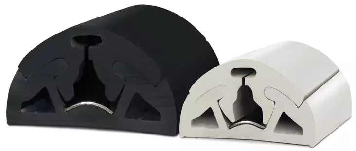 BINO fender profile black base 90mm 1m (in roll 12m) - Duell venetarvikkeet - 4383 - 1