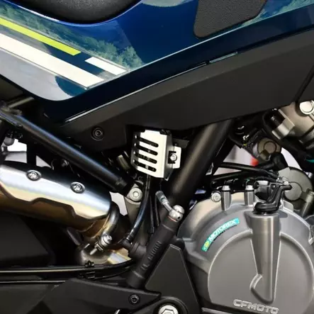 CFMOTO Takajarrunestesäiliön suoja 800MT - MP Jarrunestesäiliöiden suojat - 803 - 2