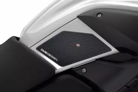 Puig Lateral Tank Pads Bmw C/Black - Duell MP varaosat ja tarvikkeet - 99933 - 1