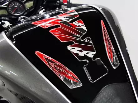 Puig Tank Pad Mod.Wings Cbr C/Red-Black - Duell MP varaosat ja tarvikkeet - 93883 - 1
