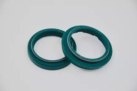 SKF Oil & Dust Seal 46 mm. - KAYABA - Duell MP varaosat ja tarvikkeet - 124503 - 1