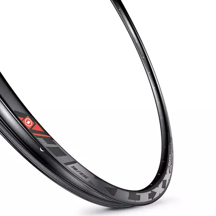 Vanne MACH 1 29" 23-622. KLIXX Disc. 32r. holkitettu. musta. Tubeless Ready - Duell polkupyörien varaosat ja tarvikkeet - 57313 - 1