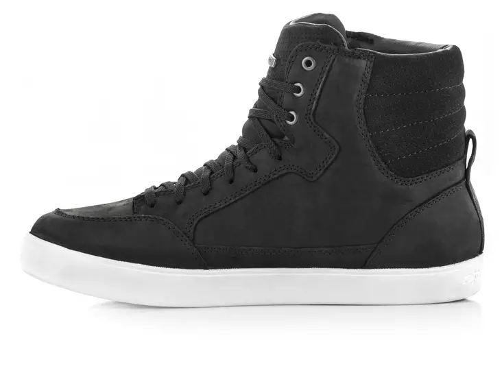 Alpinestars Kenkä J-6 Waterproof Musta/Valkoinen, 43 - Duell ajovarusteet - 37534 - 1