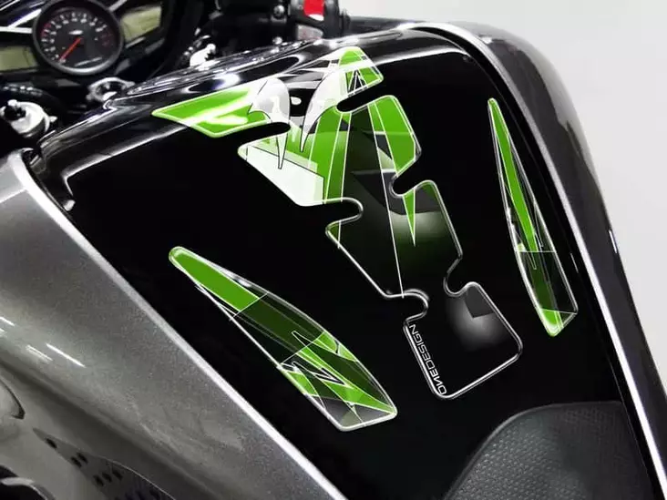 Puig Tank Pad Mod.Wings Kawasaki C/Green-Black - Duell MP varaosat ja tarvikkeet - 93784 - 1
