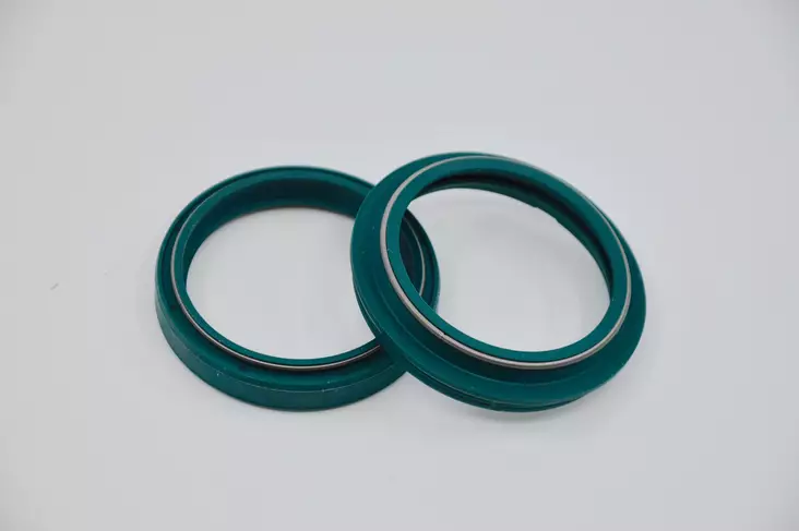 SKF Heavy Duty Oil & Dust Seal 48 mm. - ZF SACHS - Duell MP varaosat ja tarvikkeet - 124794 - 1