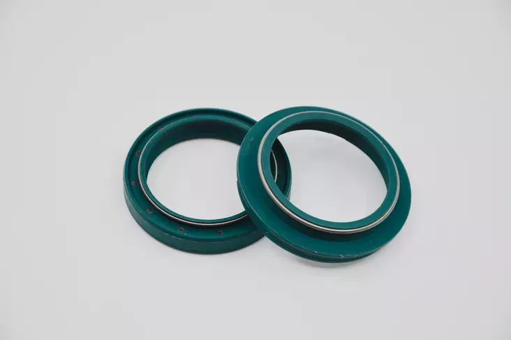 SKF Oil & Dust Seal 41 mm. - SHOWA - Duell MP varaosat ja tarvikkeet - 124144 - 1
