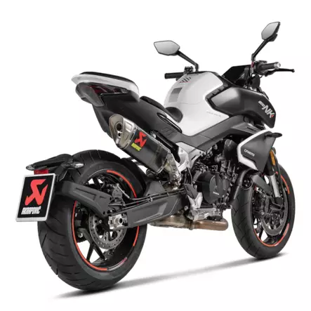 Akrapovic Slip-On Line Äänenvaimennin CFMOTO 800NK - Hiilikuitu - Moottoripyörän pakoputket - 141504 - 2