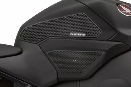 Puig Lateral Tank Pads Honda C/Black - Duell MP varaosat ja tarvikkeet - 99994 - 1