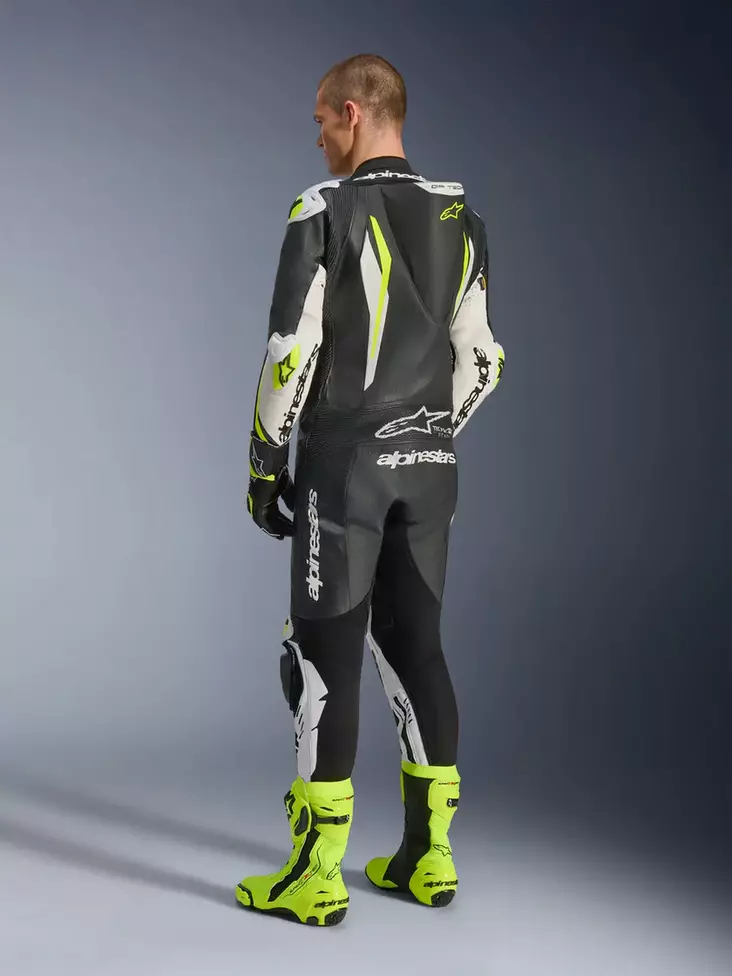 Alpinestars Nahkapuku 1-pcs GP Tech v5 Musta/Valkoinen/Fluo Keltainen, 56 - Duell ajovarusteet - 40995 - 1