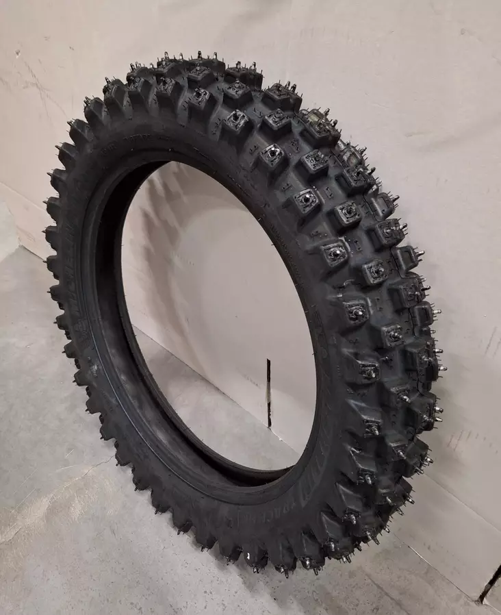 Michelin Tracker Nasta 110/100-18 M/C 64R TT 216 nasta - Duell renkaat - 120585 - 1