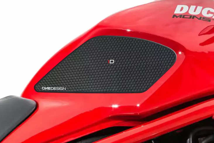 Puig Lateral Tank Pads Ducati C/Black - Duell MP varaosat ja tarvikkeet - 100085 - 1