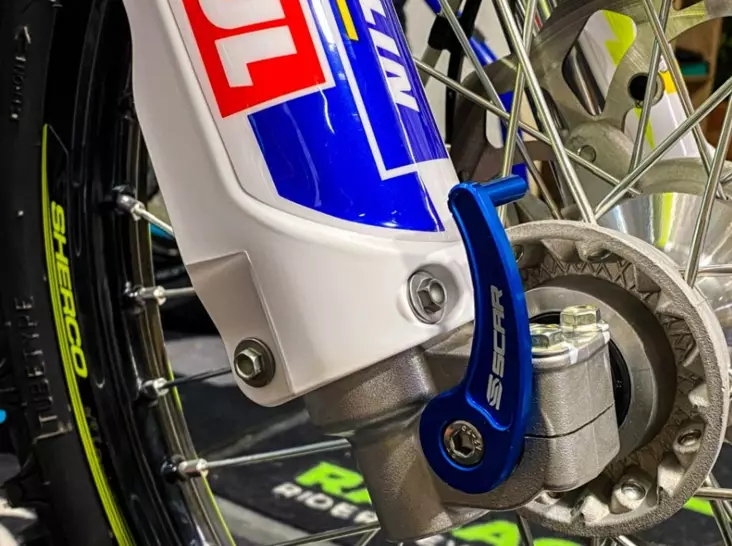 Scar Front axle pull - Sherco - Blue color - Duell MP varaosat ja tarvikkeet - 75275 - 1