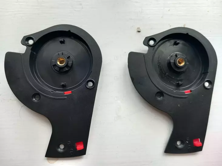 Schuberth C5/E2/S3 Visiirin Rotation capsule ja Base plate, pari - Duell ajovarusteet - 65665 - 1