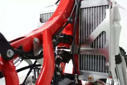 AXP Radiator Guards Beta 125RR/200RR/250RR/300RR 20-23 - Duell MP varaosat ja tarvikkeet - 86405 - 1