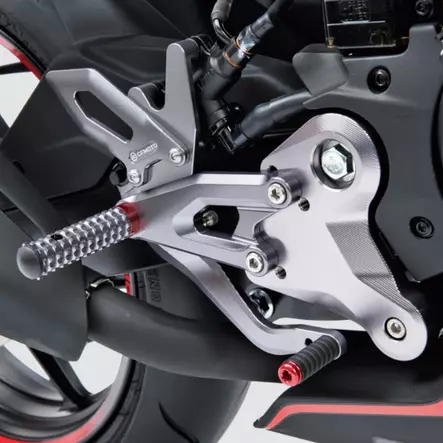 CFMOTO Säädeltävä poljinsarja vasemmalle 450SR - Moottoripyörän kahvat ja polkimet - 141425 - 2