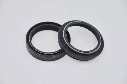 SKF Oil & Dust Seal Showa Mm 45 ""Black Color"" " - Duell MP varaosat ja tarvikkeet - 124595 - 1