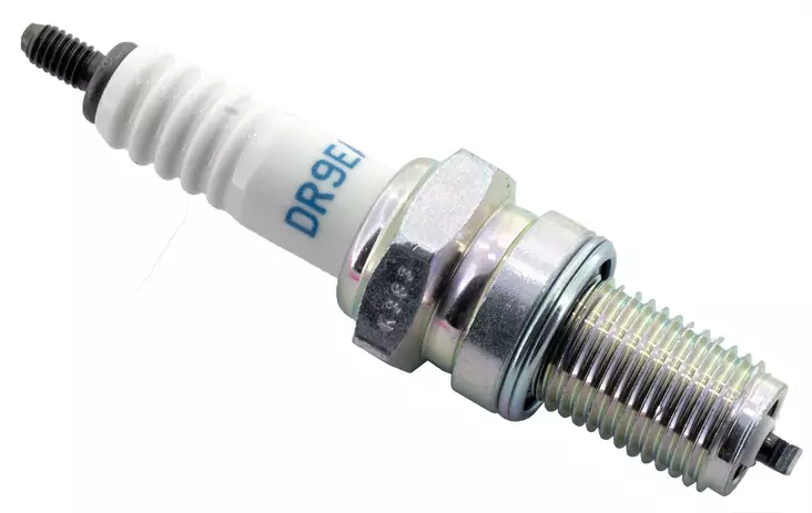 NGK sparkplug DR9EA - Duell muut varaosat ja tarvikkeet - 141276 - 1