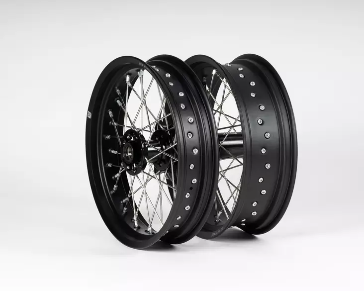TMV KTM/HVA/GasGas Supermoto Musta/Musta vannesarja 3.5-17/5.0-17 - Duell MP varaosat ja tarvikkeet - 64046 - 1