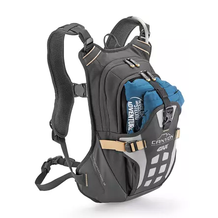 Givi Backpack Configured For The Hydrapak - Duell MP varaosat ja tarvikkeet - 104436 - 1