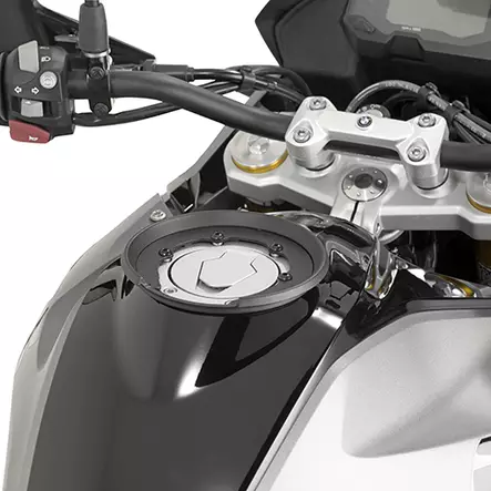 Givi Tanklock kiinnike Tanklocklaukkujen kiinnittämiseen G 310 R (17) - Duell MP varaosat ja tarvikkeet - 102546 - 1