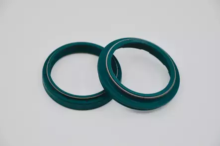 SKF Oil & Dust Seal 48 mm. - KAYABA/OHLINS - Duell MP varaosat ja tarvikkeet - 124976 - 1