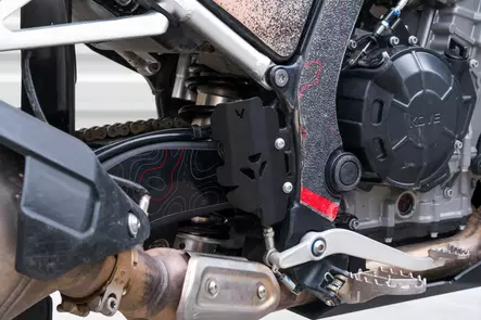 Yakk EXP Rear brake master cylinder cover Kove 800X (24-) black - Duell MP varaosat ja tarvikkeet - 99896 - 1