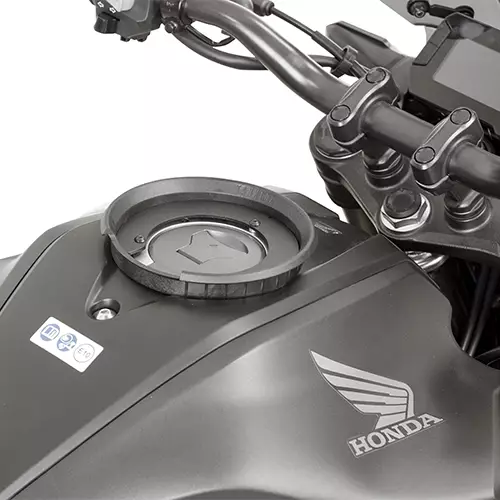Givi Tanklock kiinnike Tanklocklaukkujen kiinnittämiseen - Duell MP varaosat ja tarvikkeet - 102497 - 1