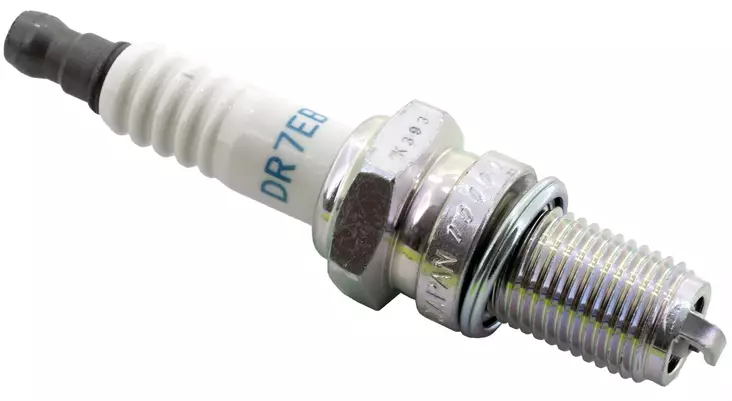 NGK sparkplug DR7EB Solid - Duell muut varaosat ja tarvikkeet - 141077 - 1