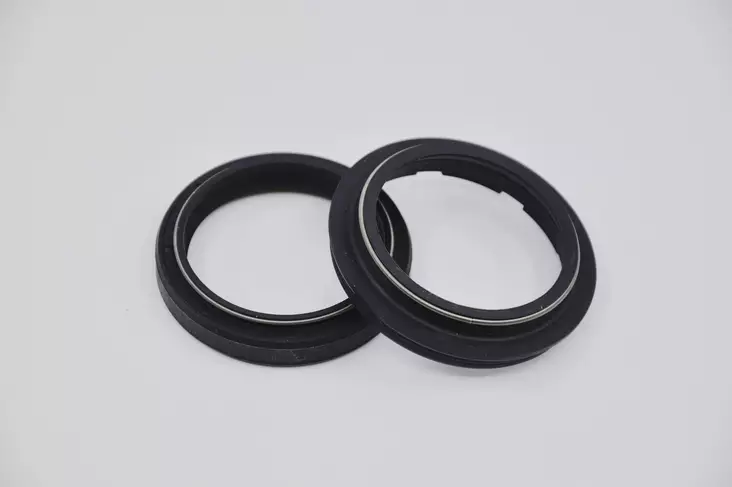 SKF Oil & Dust Seal Zf Sachs Mm 46 ""Black Color""" - Duell MP varaosat ja tarvikkeet - 125007 - 1