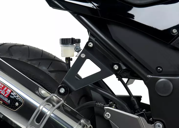 Yoshimura Kawasaki Ninja 300 2013-17 Muffler Bracket - Duell MP varaosat ja tarvikkeet - 113407 - 1