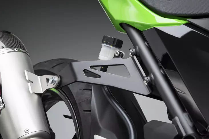 Yoshimura Kawasaki Ninja 400 18-19 / Z400 2019 Aluminum Muffler Bracket Kit - Duell MP varaosat ja tarvikkeet - 114097 - 1